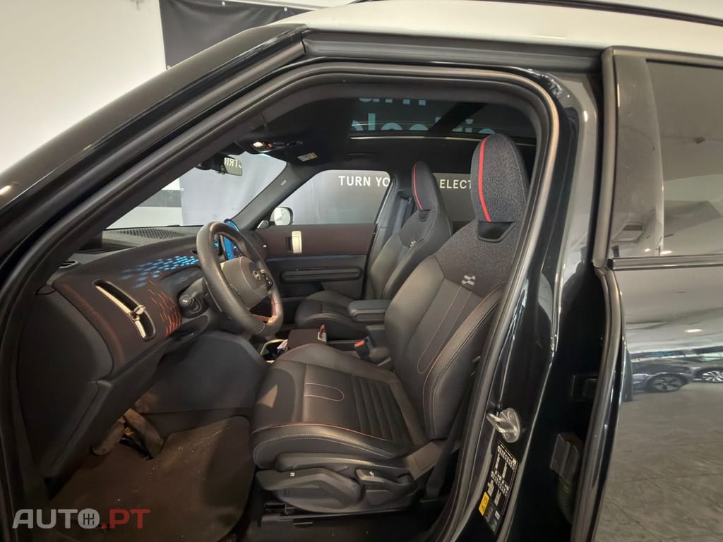 MINI Countryman E JCW