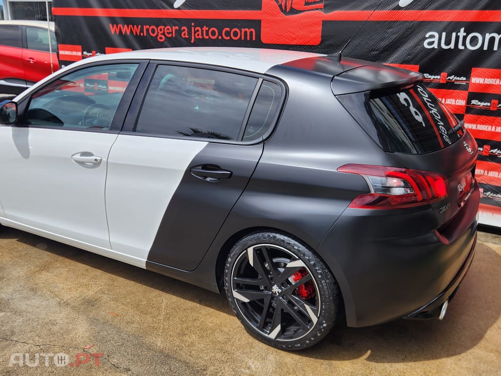 Peugeot 308 1.5 BlueHDi Business Line