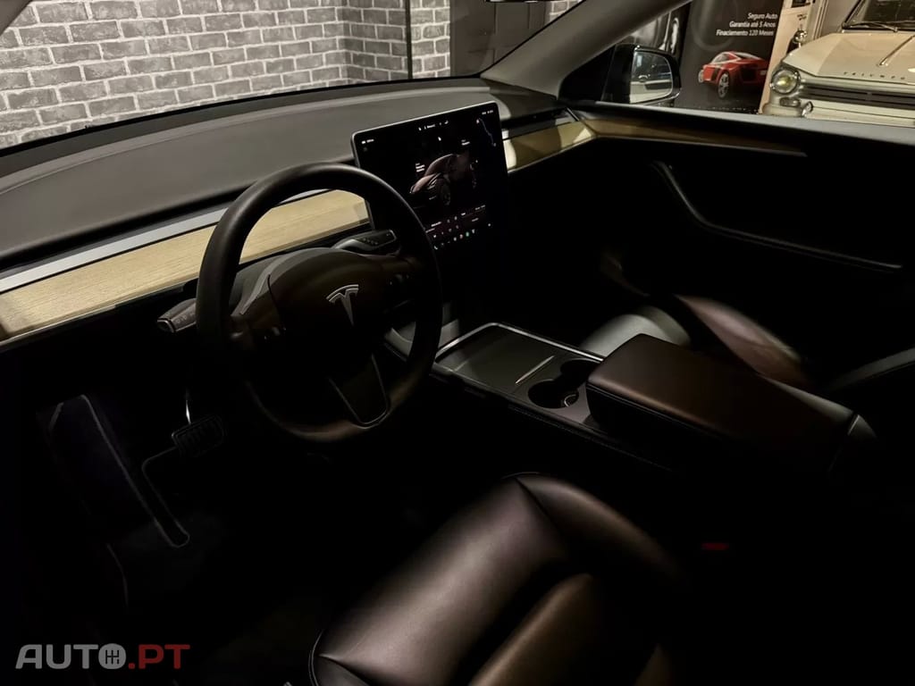 Tesla Model Y Tração Traseira