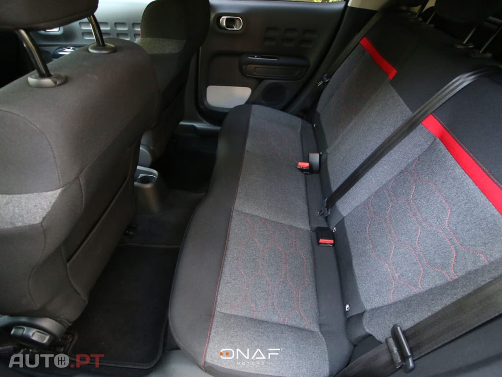 Citroen C3 1.2 Pure Tech Shine J17"