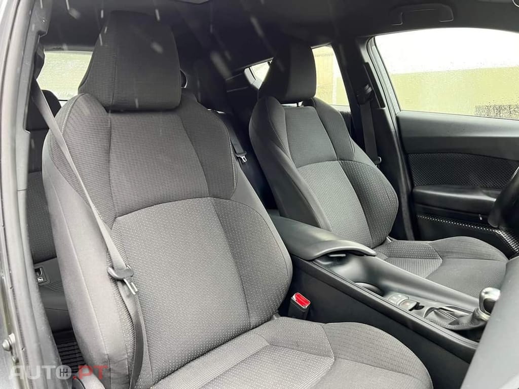 Toyota C-HR 1.8 Hybrid Comfort