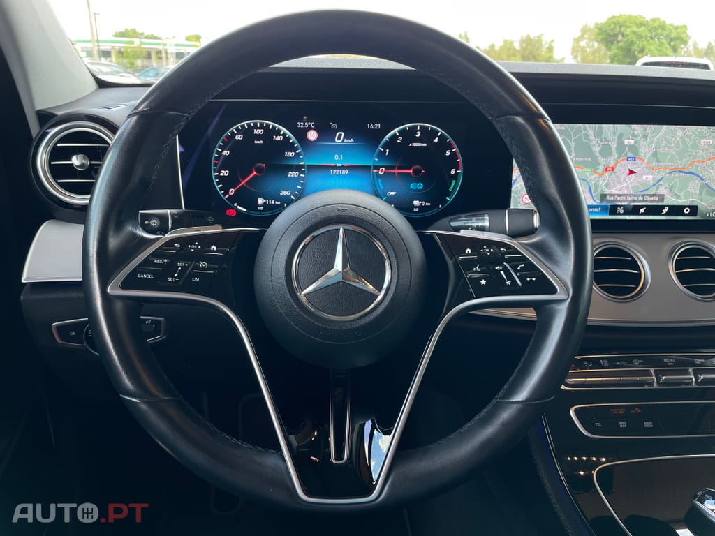 Mercedes-Benz E 300 de Avantgarde 4Matic