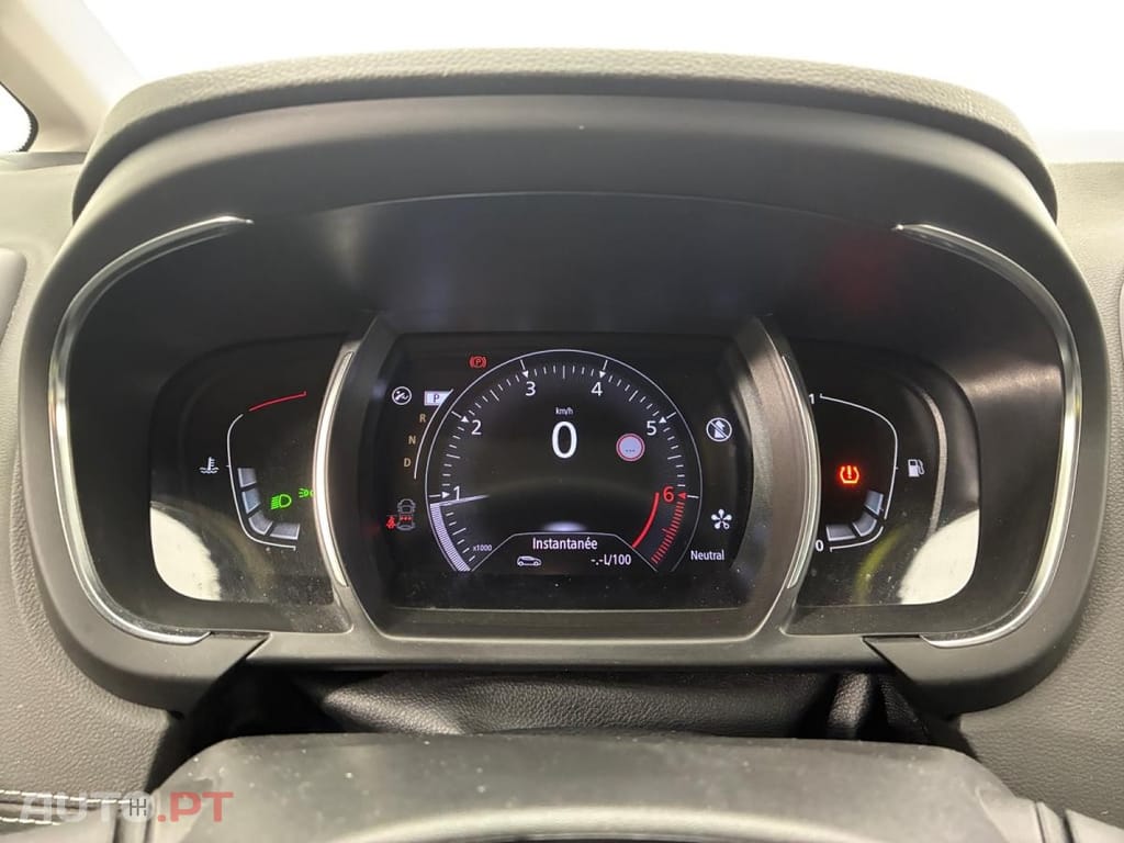 Renault Grand Scénic 1.3 TCe Intens EDC