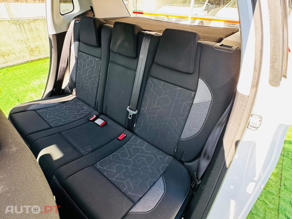 Peugeot 2008 1.2 PureTech Style