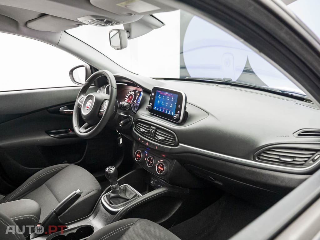 Fiat Tipo 1.3 M-Jet Lounge