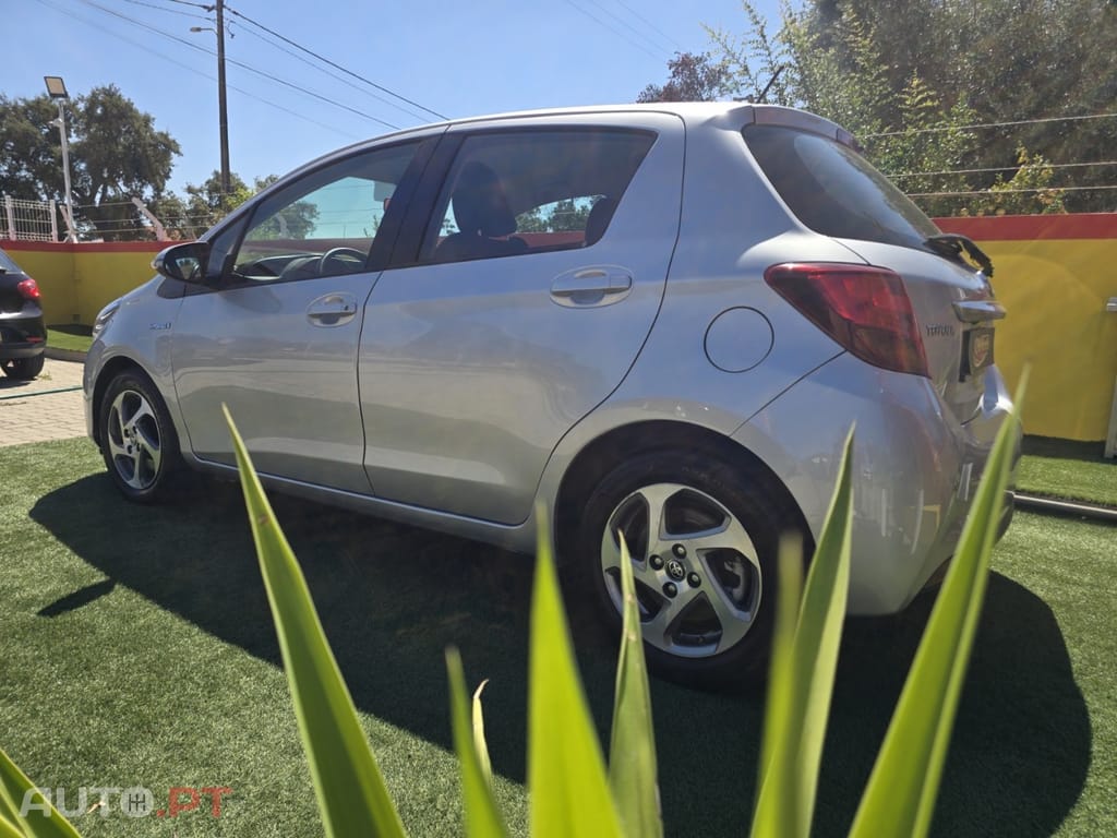 Toyota Yaris 1.5 HSD Comfort
