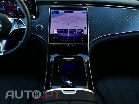 Mercedes-Benz EQE 350