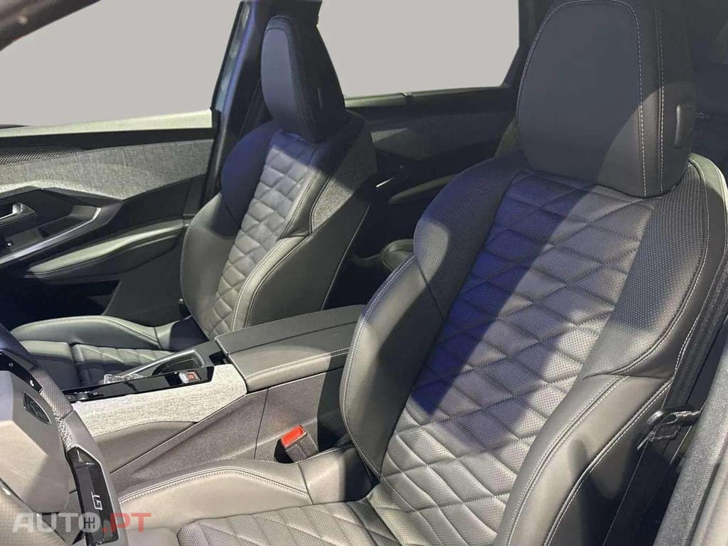 Peugeot E-5008 Business GT