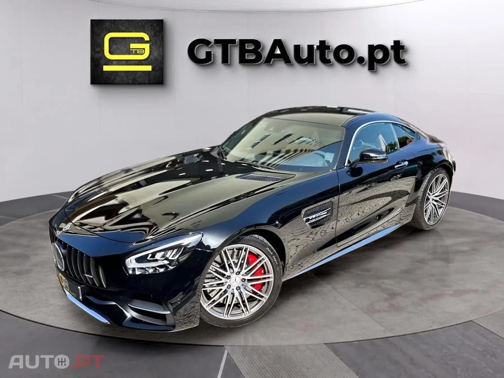Mercedes-Benz AMG GT Coupe  V8 