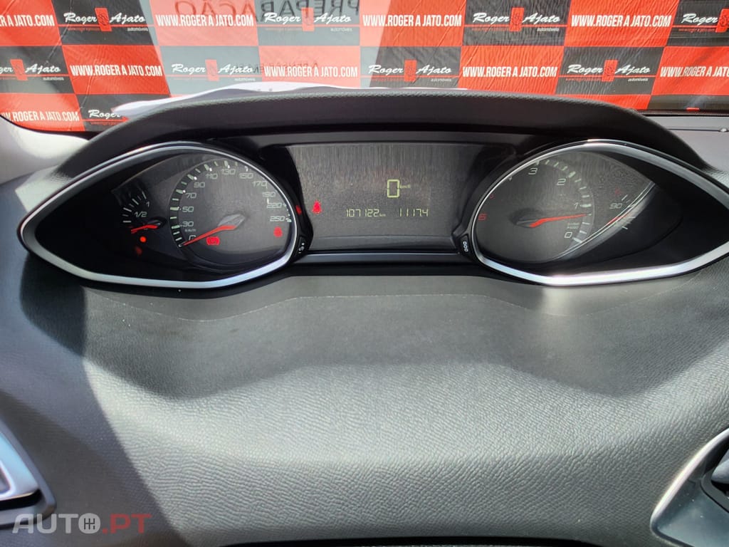 Peugeot 308 1.5 BlueHDi Business Line