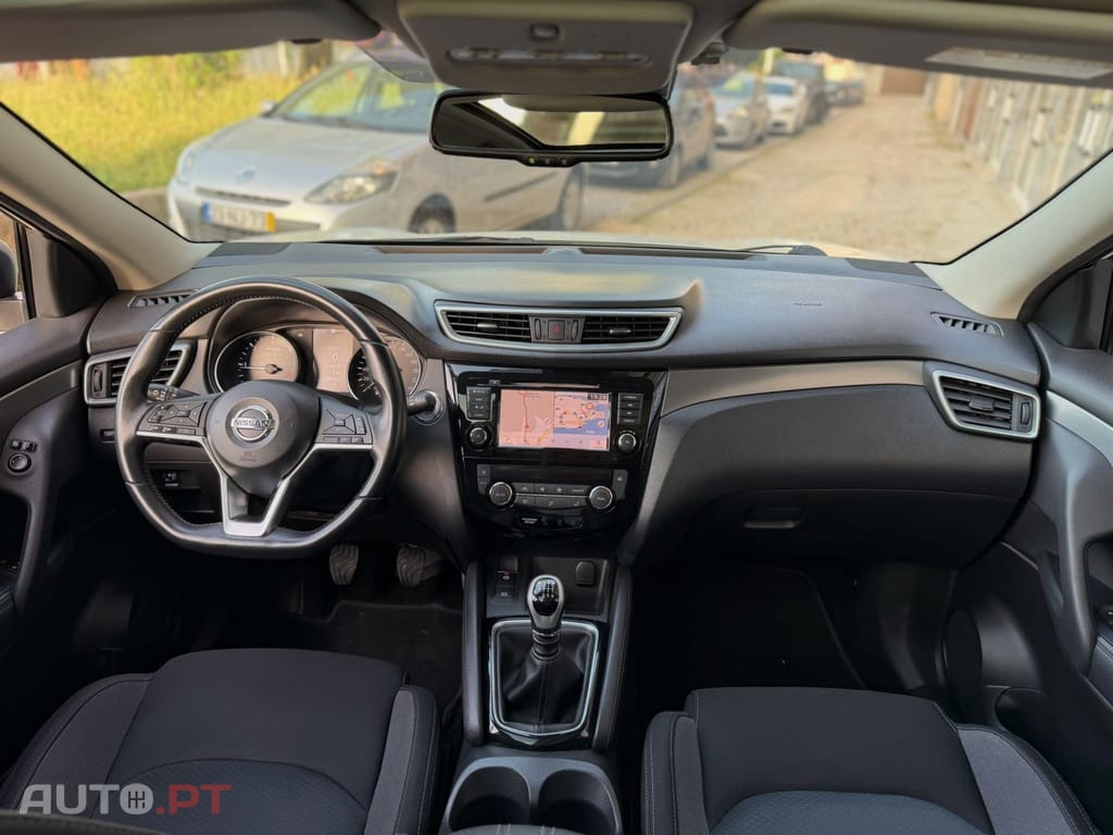 Nissan Qashqai 1.5 dCi N-Connecta J18