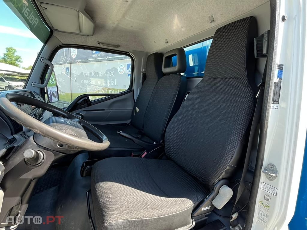 Mitsubishi Canter BASCULANTE