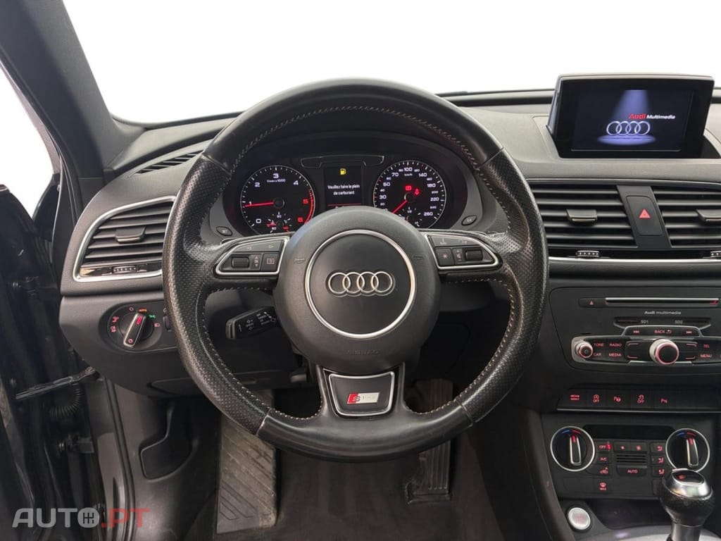 Audi Q3 2.0 TDI quattro S-line S tronic