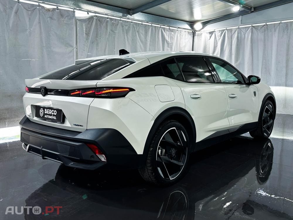 Peugeot 408 1.6 Hybrid GT e-EAT8