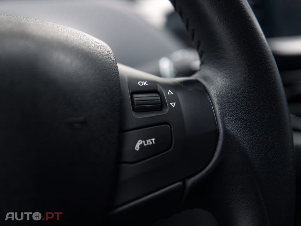 Peugeot 208 1.2 PureTech Allure