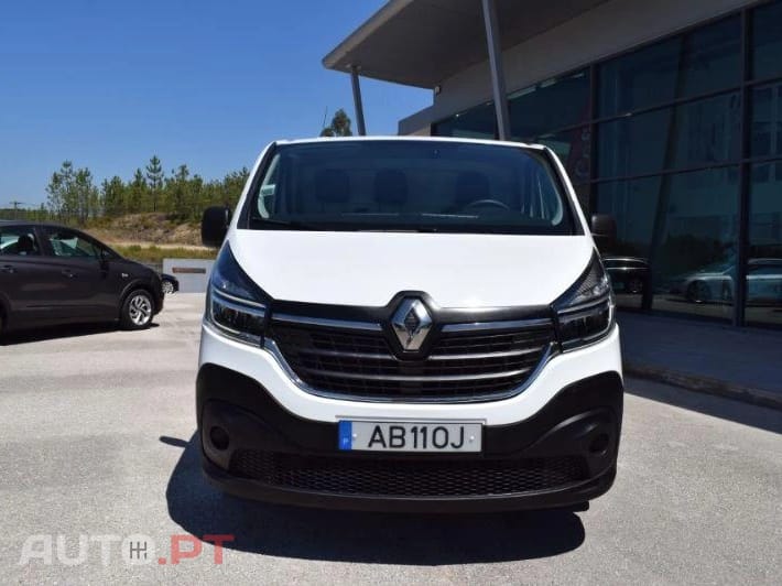 Renault Trafic 2.0 dCi L1H1 (C/ Frio)
