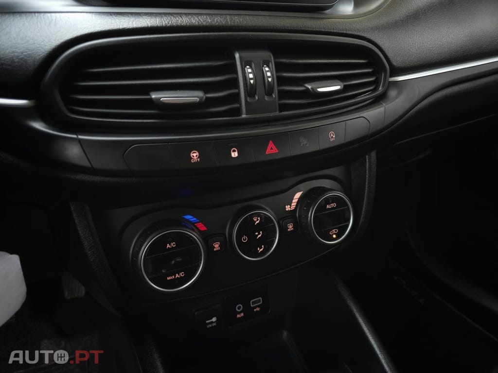 Fiat Tipo 1.3 M-Jet Lounge J17