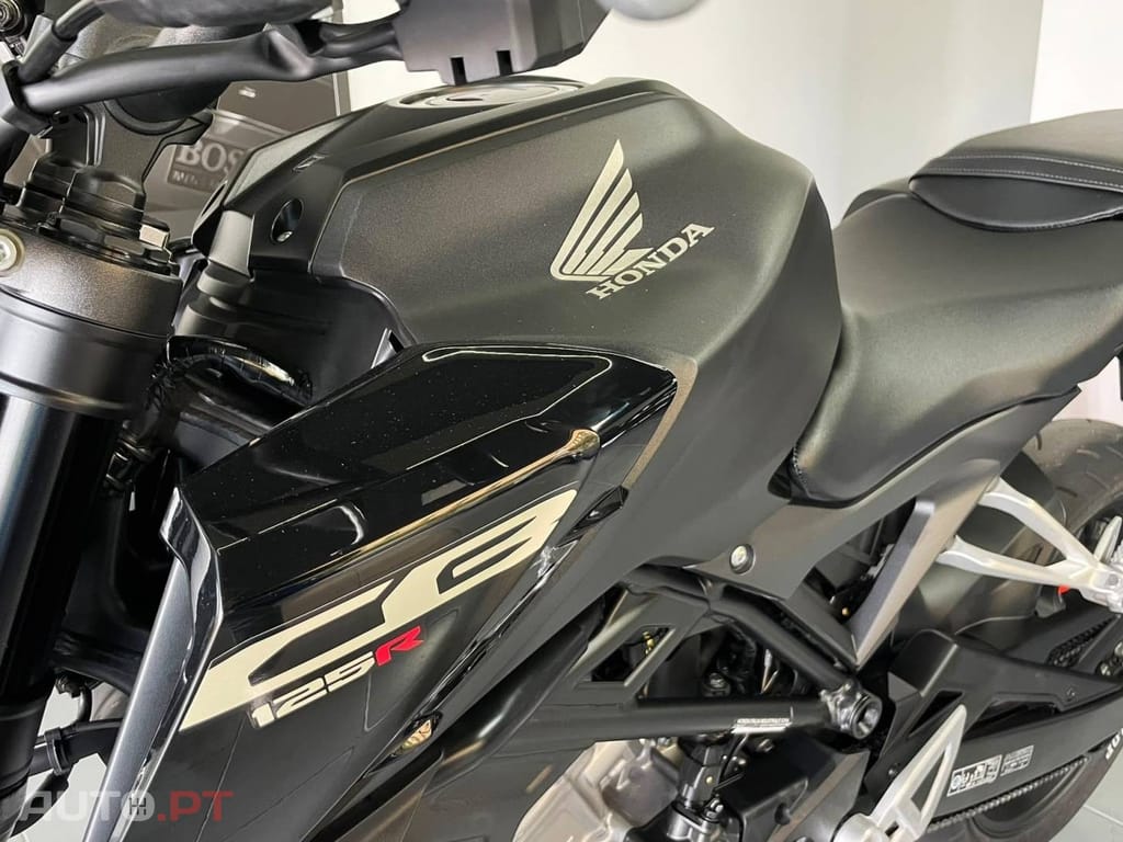 Honda CB 125 R