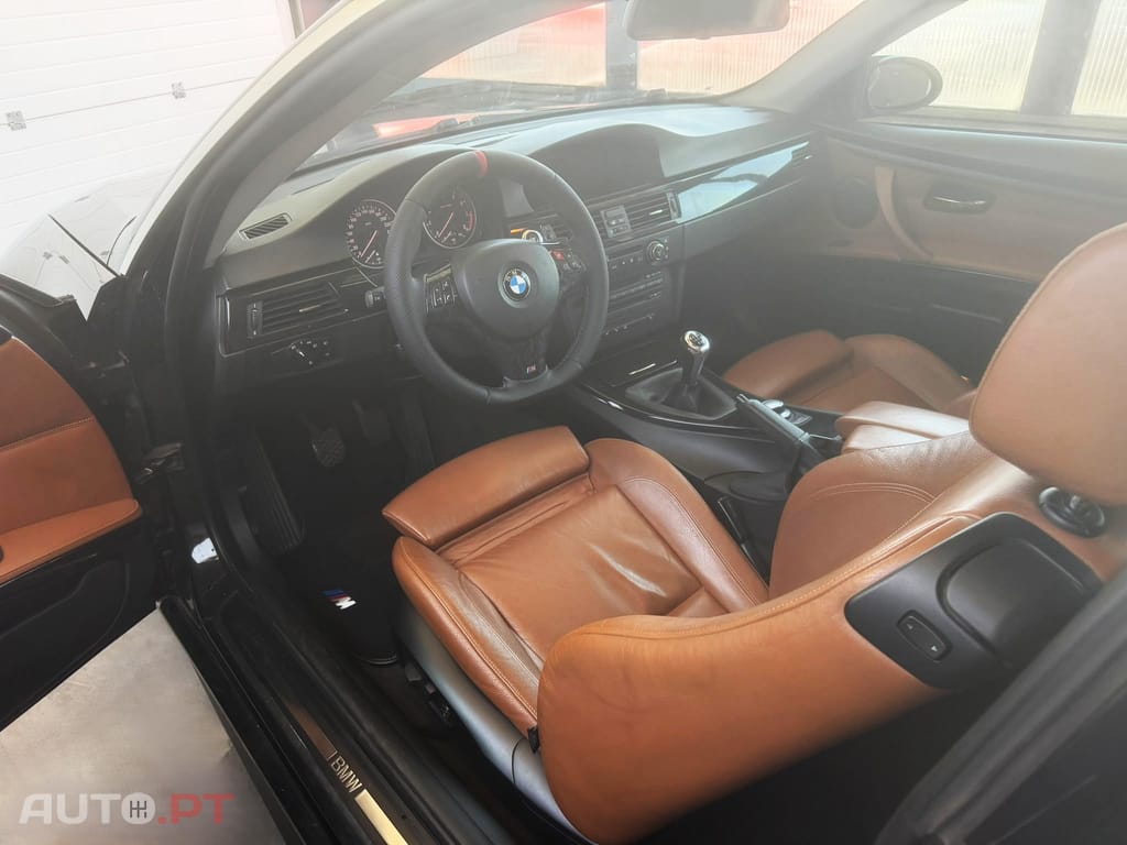 BMW 330 i Pack M