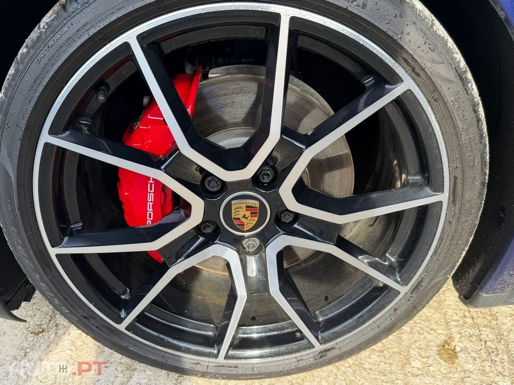 Porsche Taycan 4S