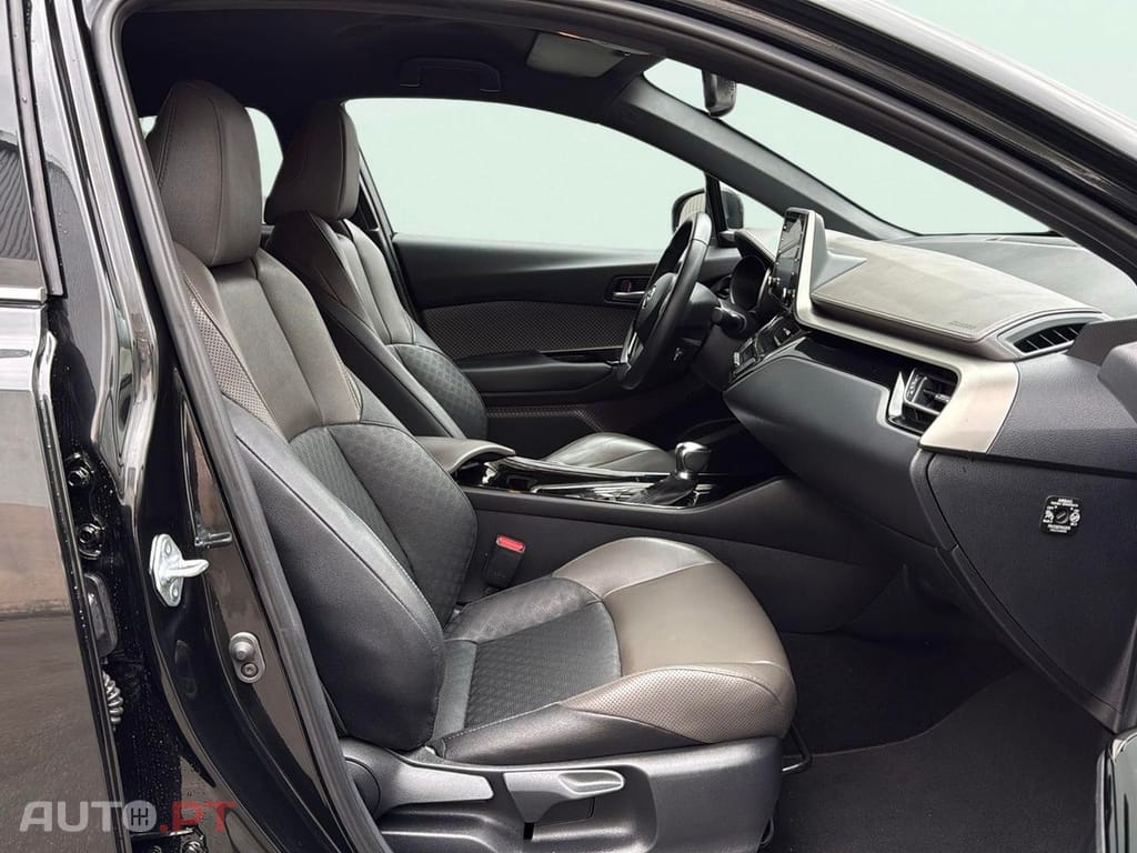 Toyota C-HR 1.8 Hybrid Exclusive+P.Luxury
