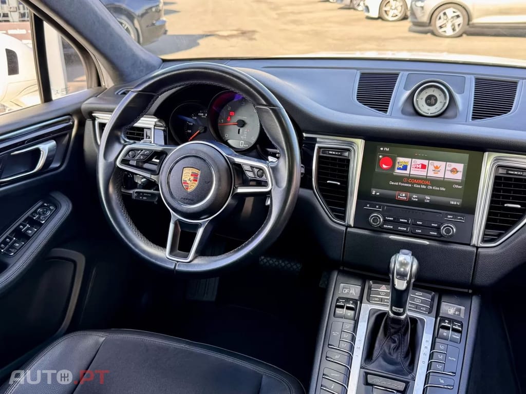 Porsche Macan S