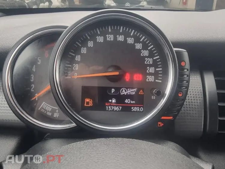 MINI Cooper Cooper D Auto