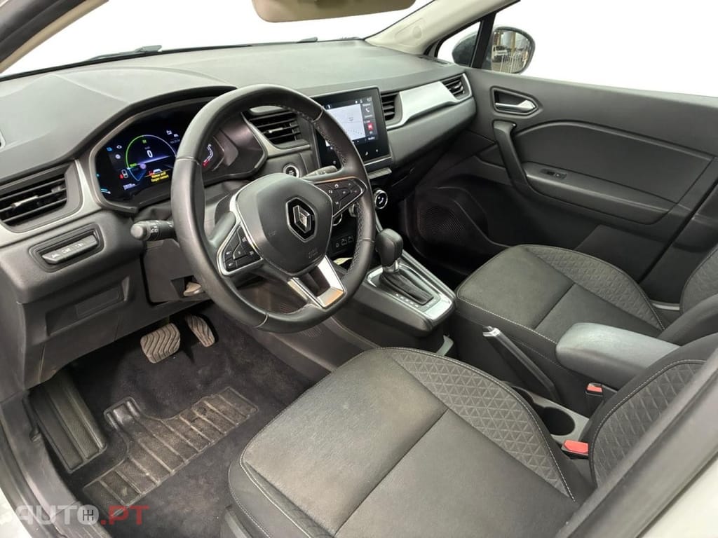Renault Captur 1.6 E-Tech Full Hybrid Evolution
