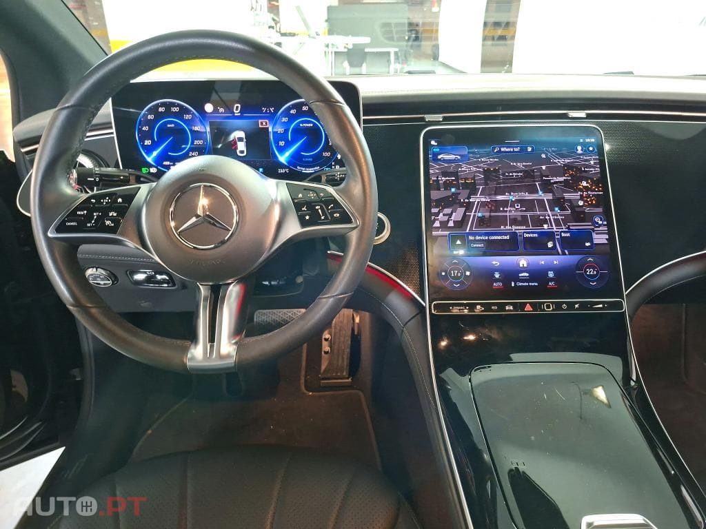 Mercedes-Benz EQE 300