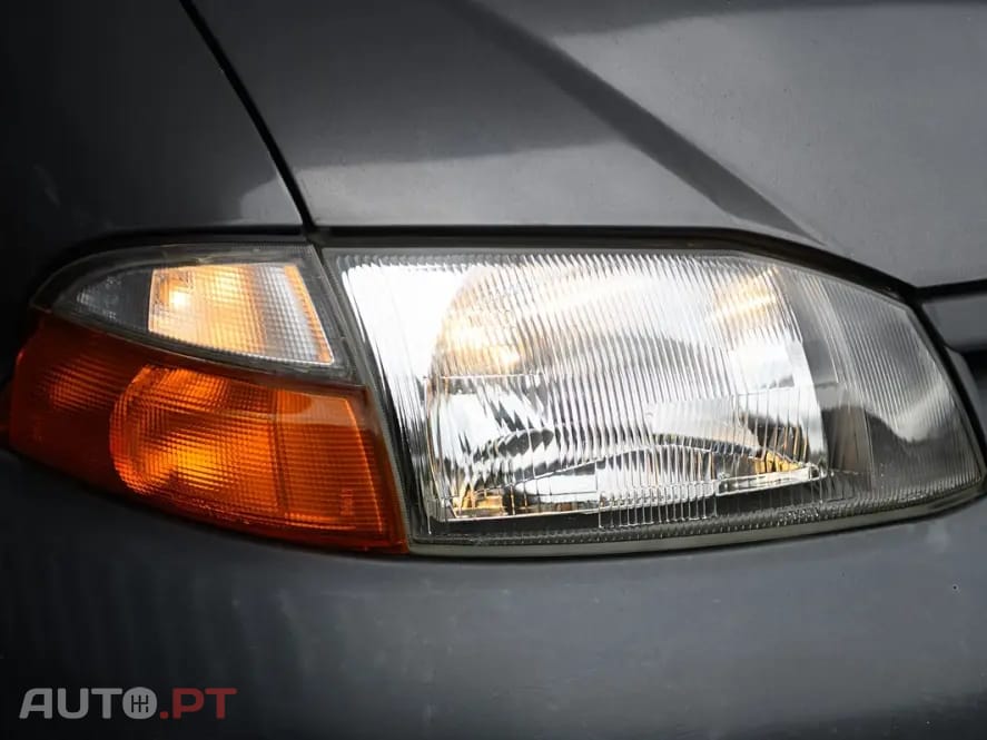 Toyota HiAce 2.4 D LXH12LG