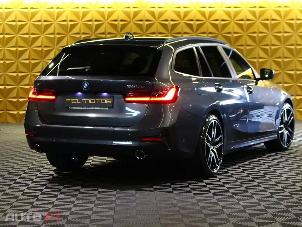 BMW 320 e Line Sport Auto
