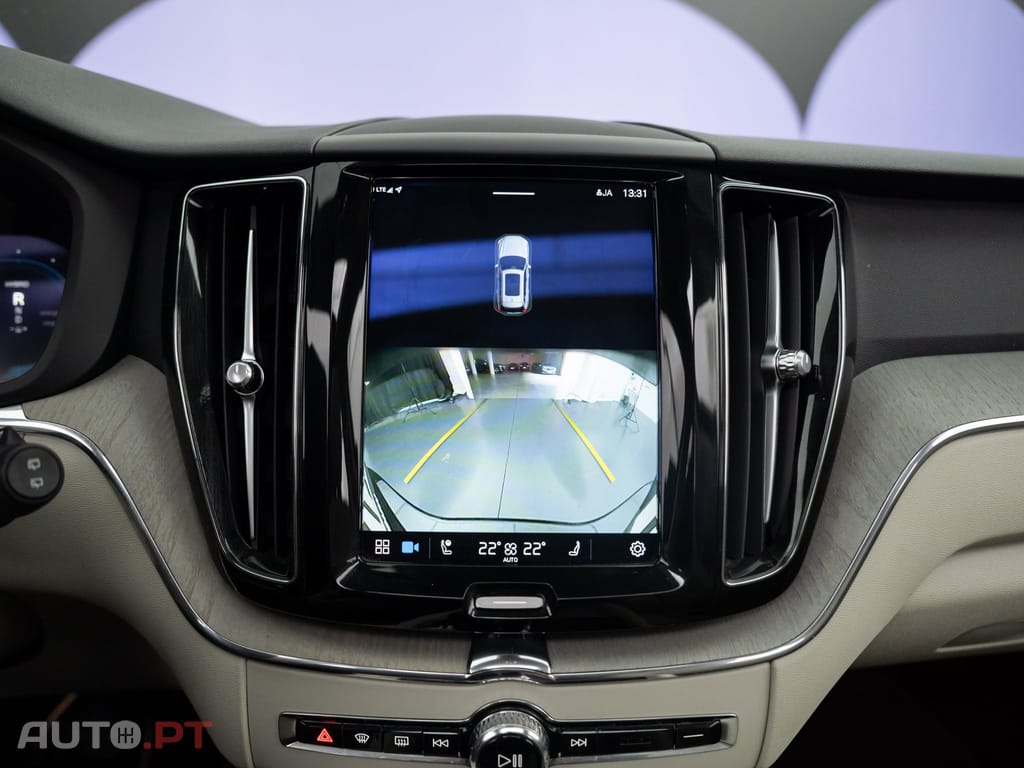 Volvo XC60 2.0 T6 PHEV Plus Bright AWD