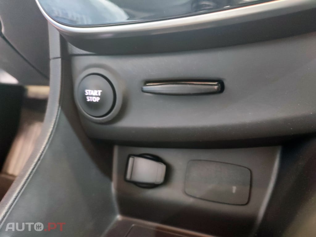 Renault Clio Limited