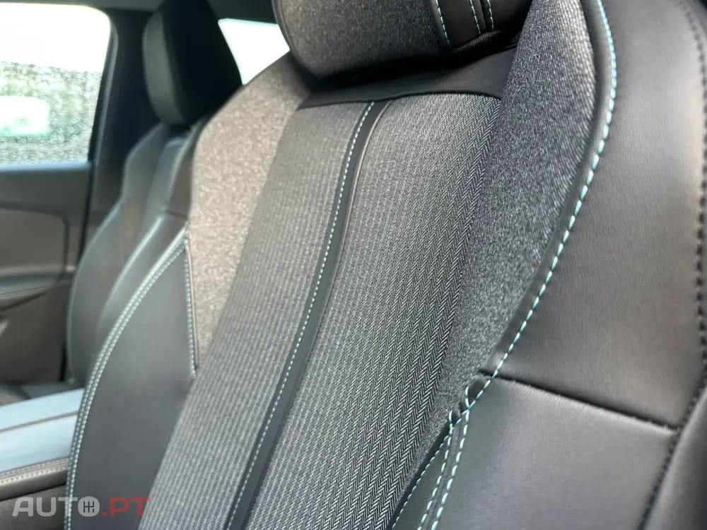 Peugeot 3008 1.5 BlueHDi Allure Pack