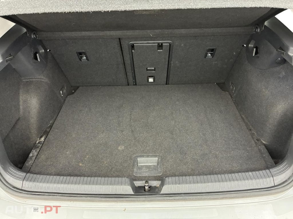 Volkswagen Golf 2.0 TDI SCR Life Business DSG7