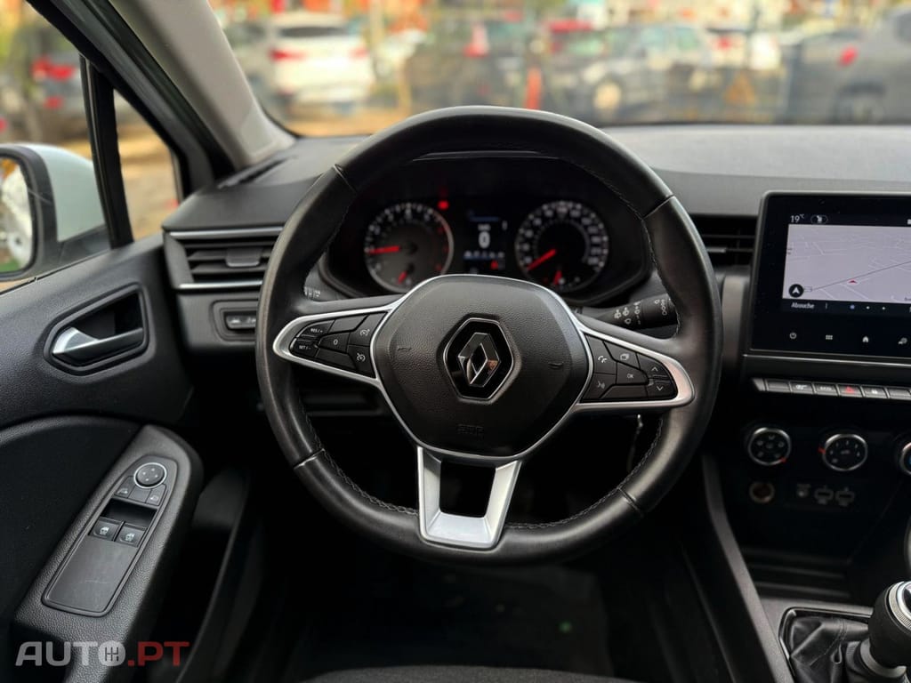 Renault Clio TCe 100 BUSINESS EDITION