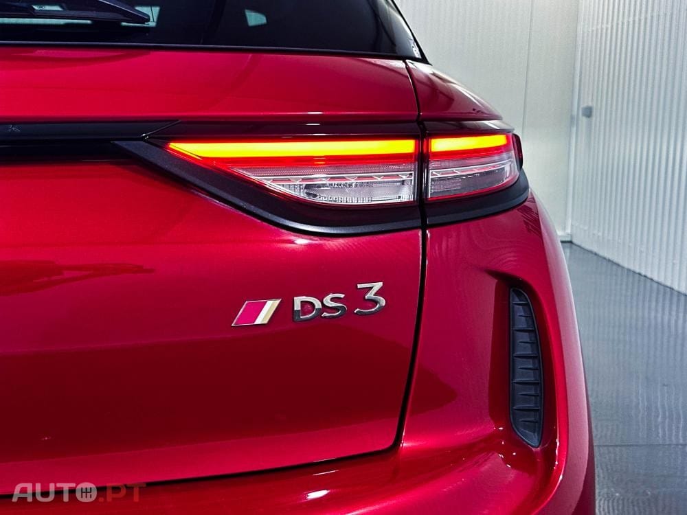 DS DS3 Crossback E-Tense Performance Line +