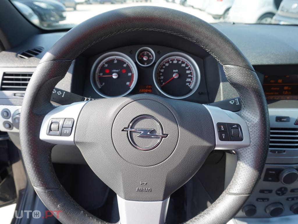 Opel Astra GTC 1.7 CDTi