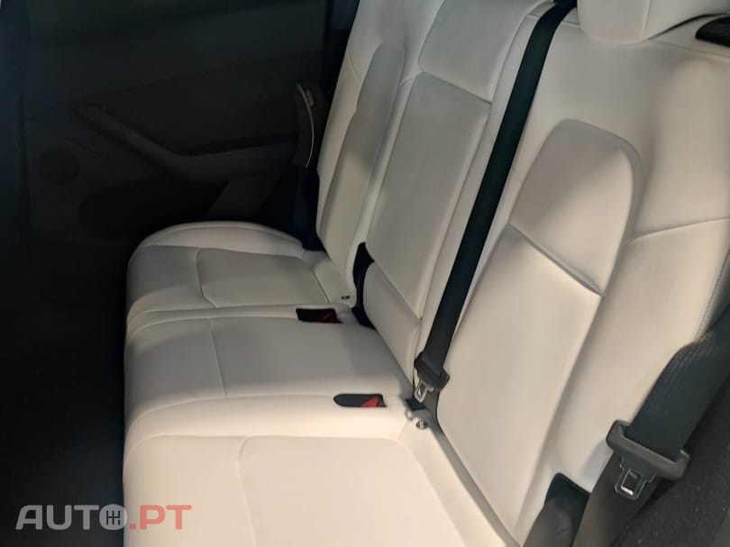 Tesla Model Y Performance Tração Integral