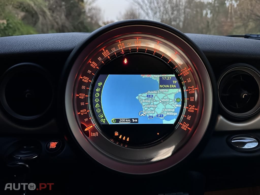 MINI Cooper Cooper D