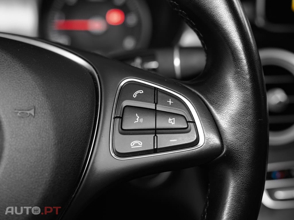 Mercedes-Benz C 220 d Station 9G-TRONIC AMG Line