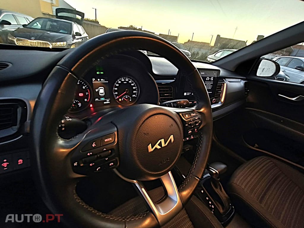 Kia Stonic 1.0 T-GDI Active 7DCT