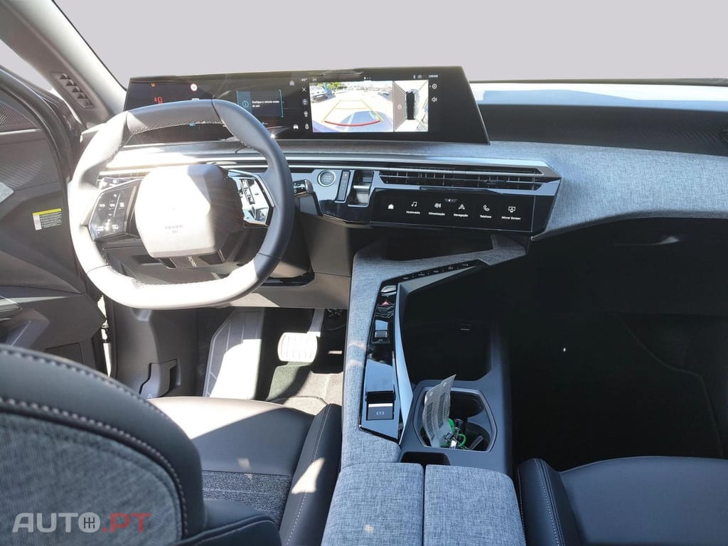 Peugeot E-5008 73 kWh Allure  I.V.A DEDUTÍVEL