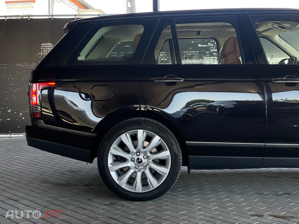 Land Rover Range Rover 3.0 TDV6 Autobiography