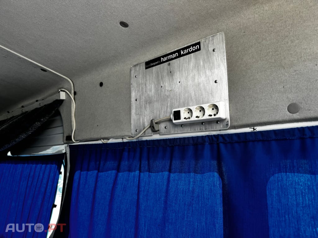 Ford Transit 330L 2.2 TDCi Trend Longa-T.Médio