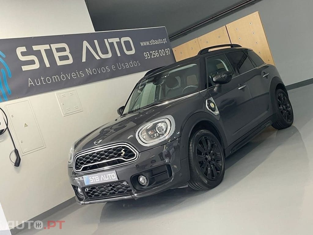 MINI Countryman Cooper S E ALL4 Auto