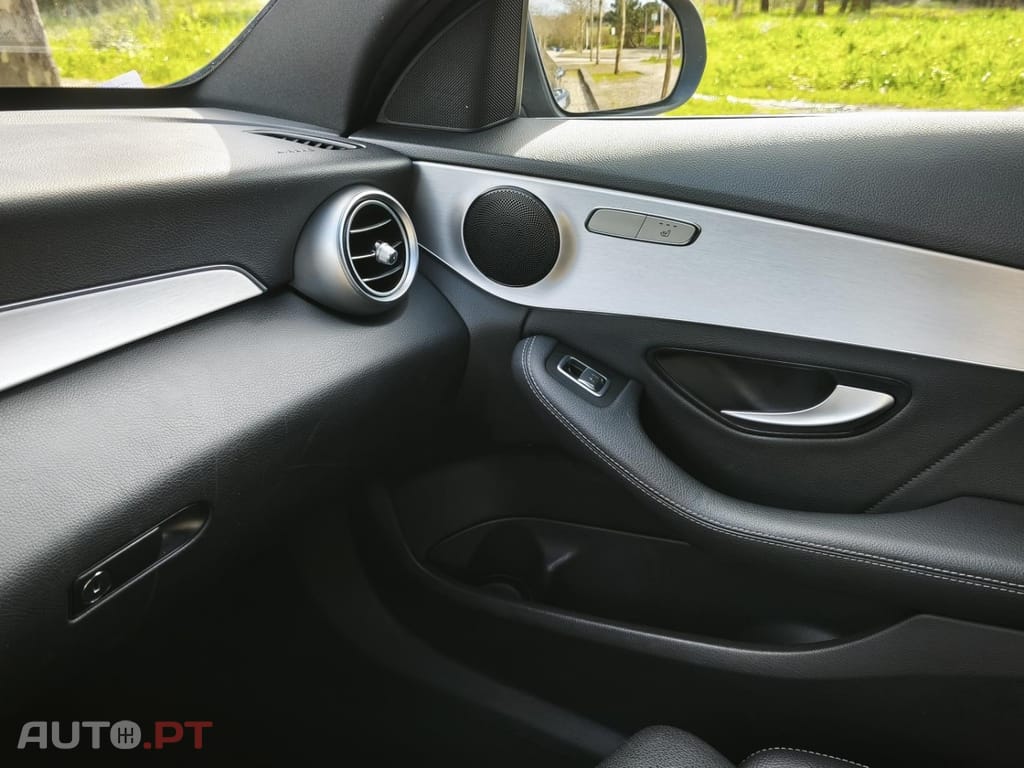 Mercedes-Benz C 300 de T 9G-TRONIC AMG Line