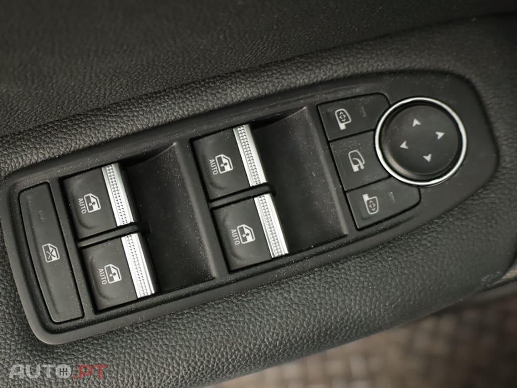Renault Captur Captur 1.0 TCe Techno Bi-Fuel