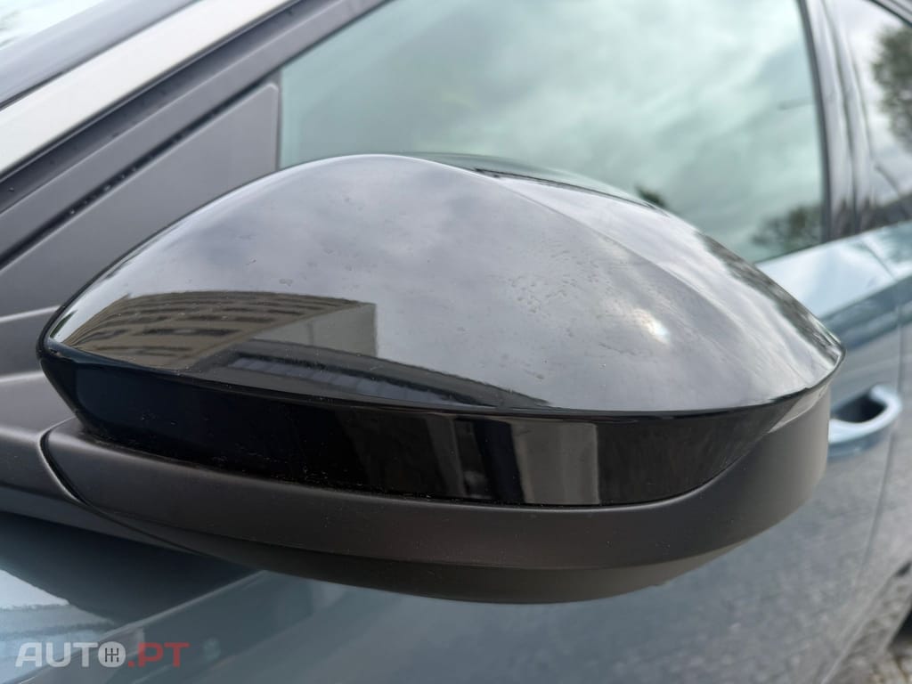 Peugeot E-5008 73 kWh GT