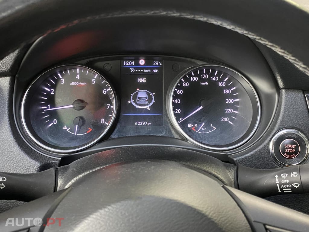Nissan Qashqai 1.3 DIG-T N-CONNECTA